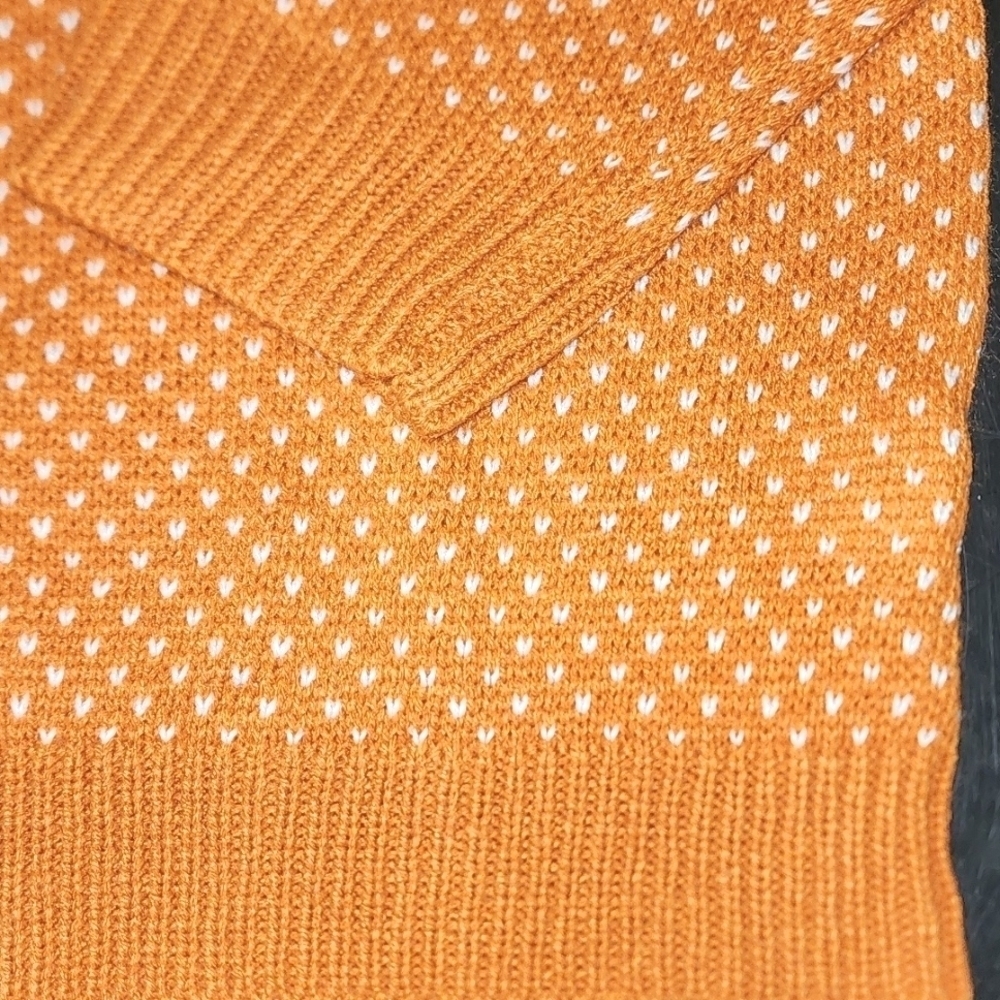Halloween Orange Skull and Crossbones Cardigan Sweater Sz 0XL - Picture 5 of 8